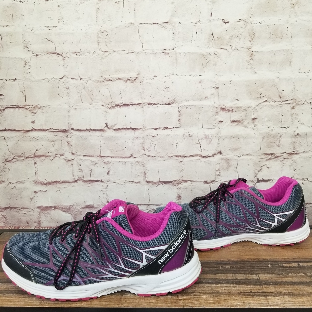 New Balance 330 v2 Grey Purple Lightweight Trail Running Shoe 8.5M - Picture 3 of 8
